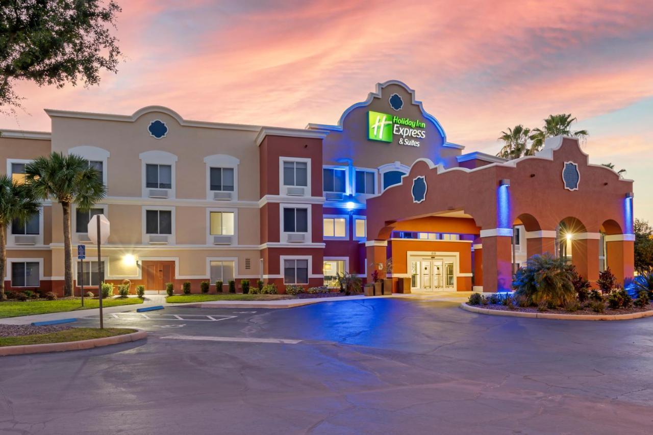 Holiday Inn Express Hotel & Suites - The Villages, An Ihg Hotel Exterior photo
